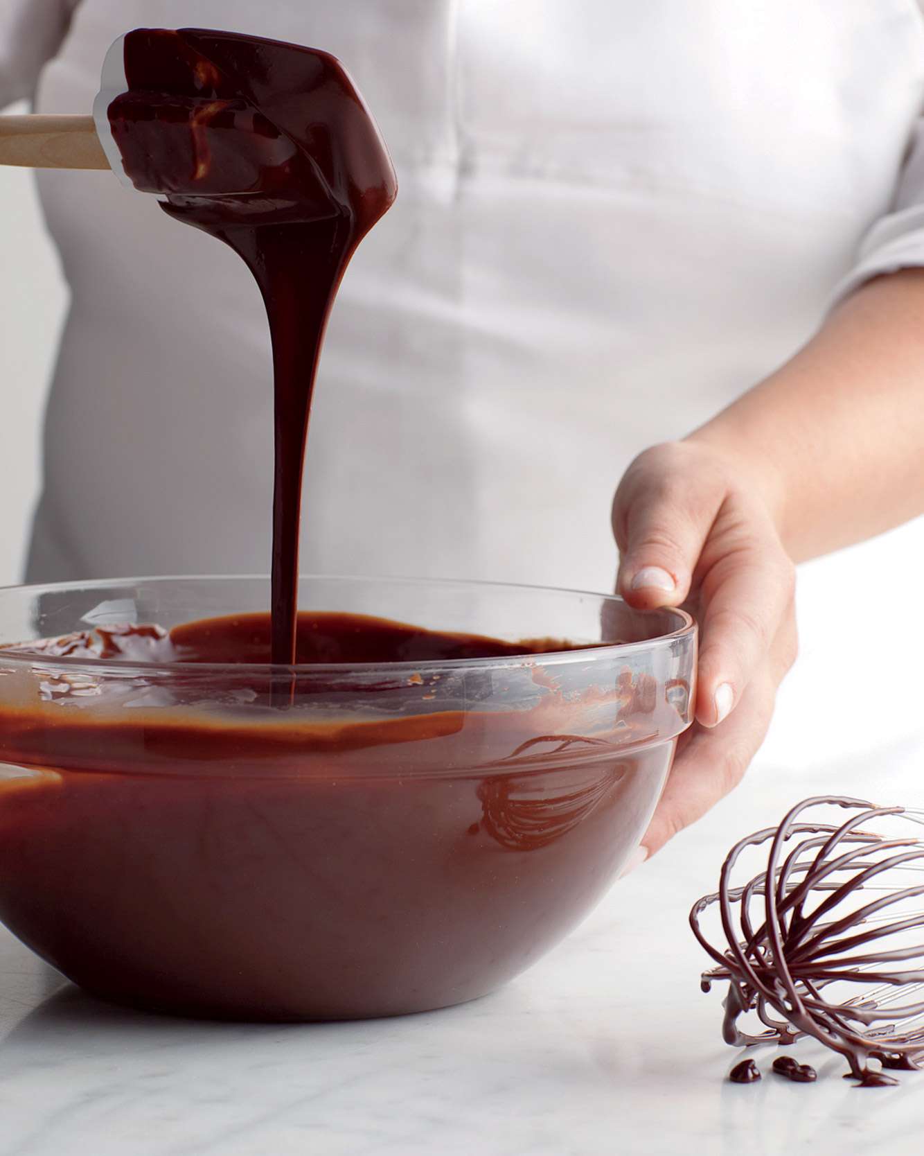 Make Chocolate Ganache (With Video and Steps)